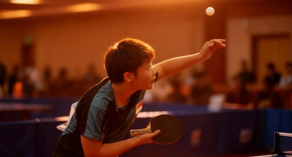 Latihan Servis Tenis Meja